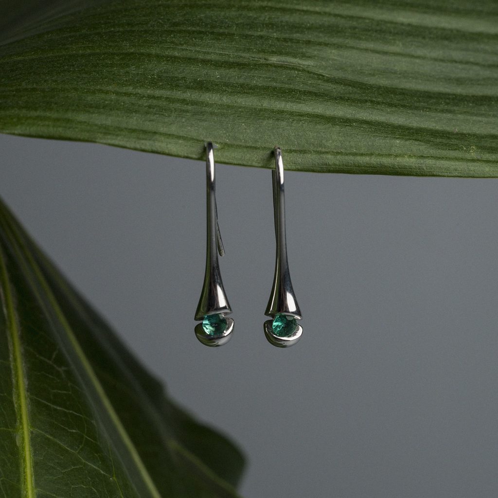 Emerald drop viseće minđuše