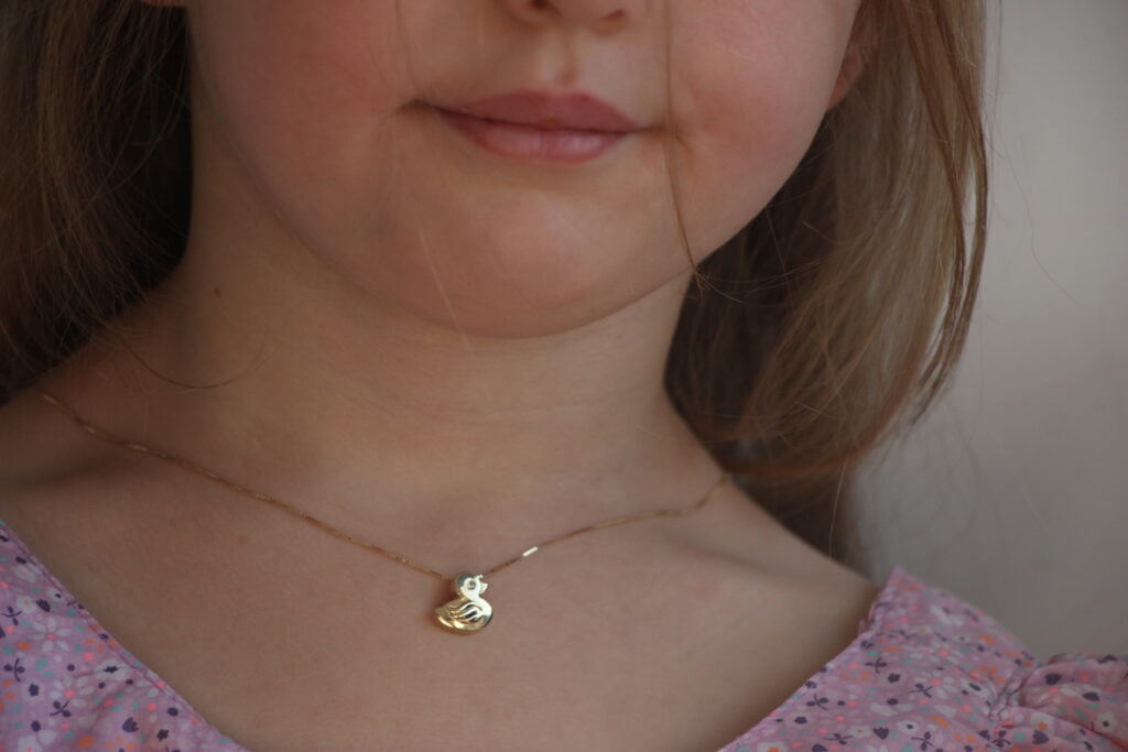 Ducky dečija ogrlica sa brilijantom