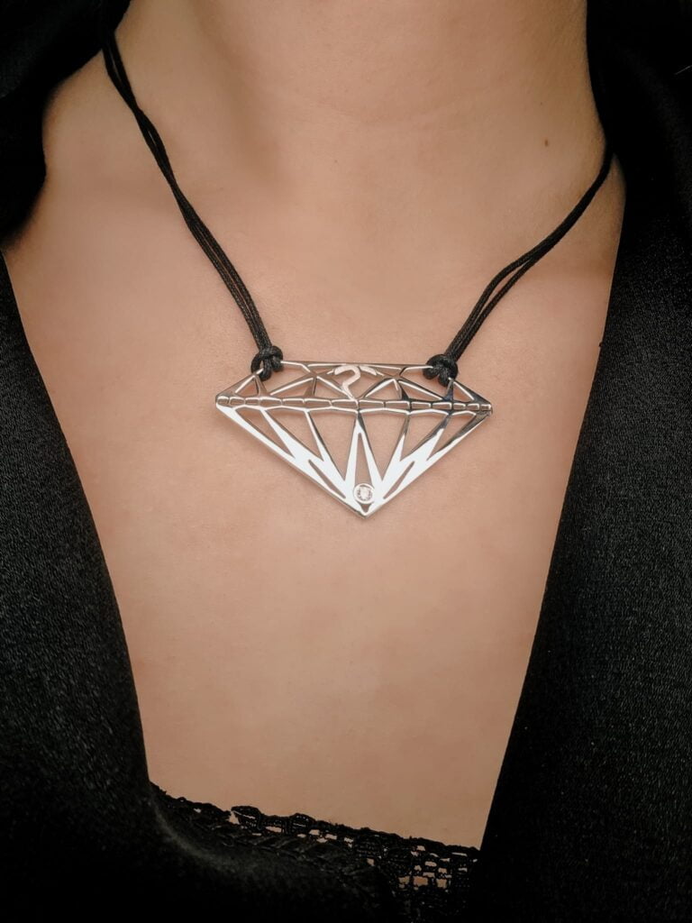 Unikatna ogrlica Diamond