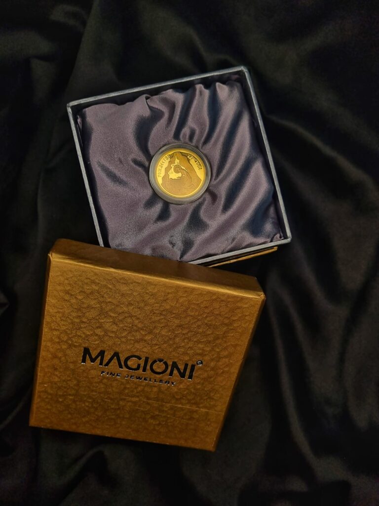 Zlatnik Hristovo Rođenje/revers grb SPC