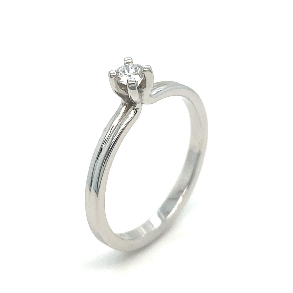 Verenički prsten sa brilijantom