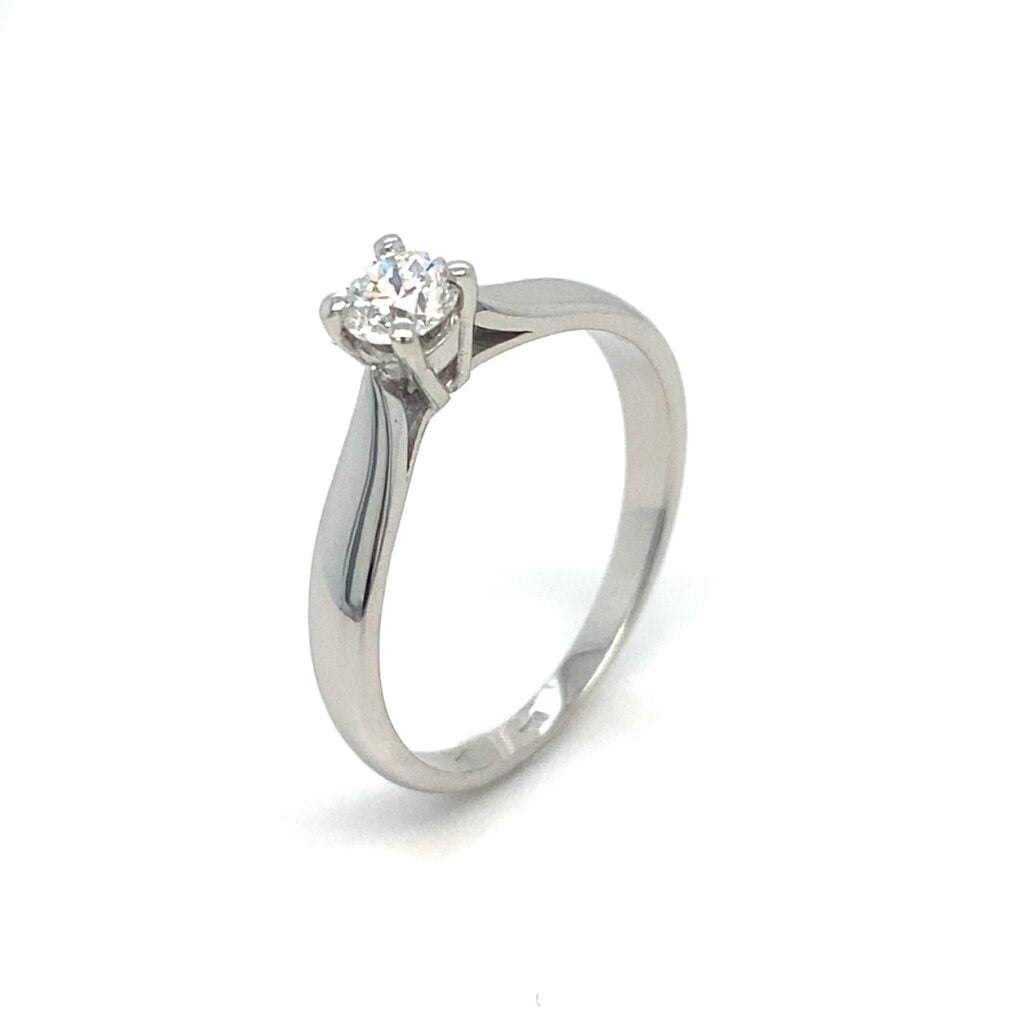 Verenički prsten od belog zlata