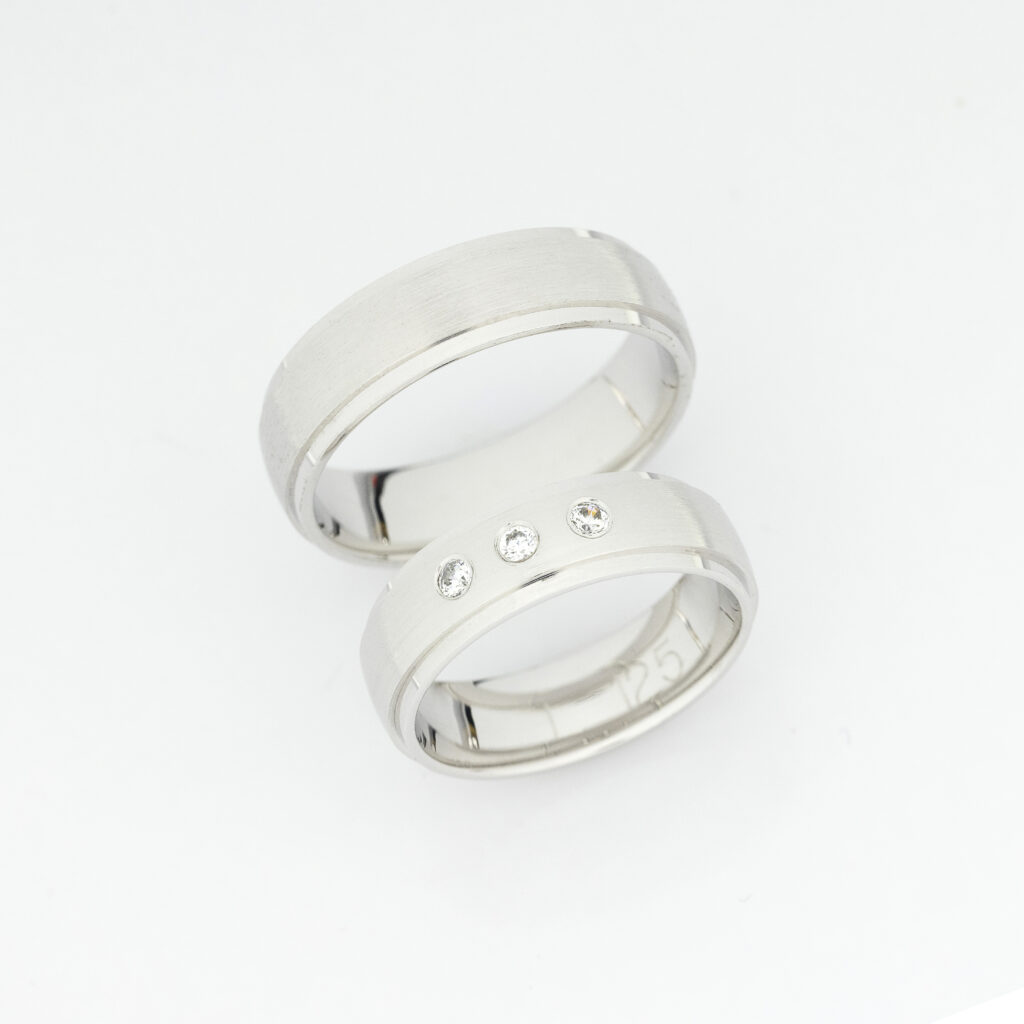 Burme od belog zlata