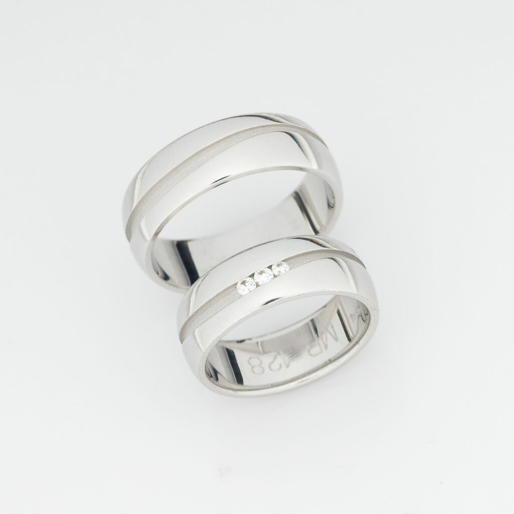 Burme od belog zlata