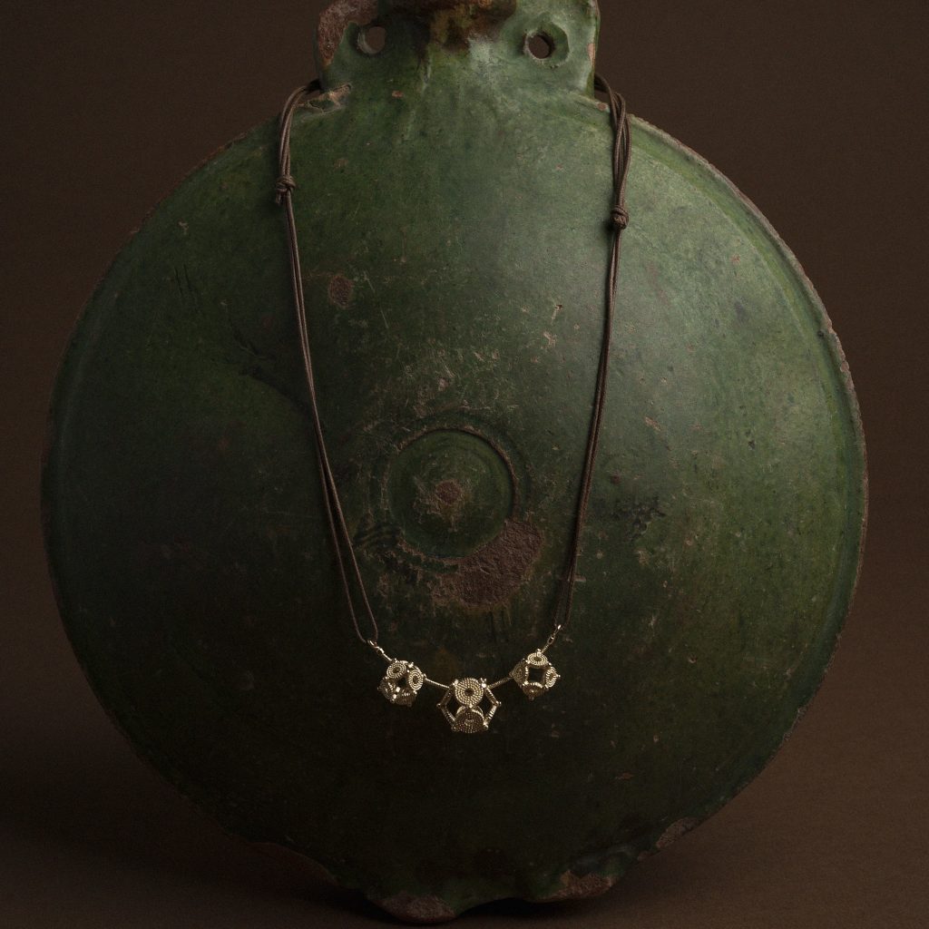 Srednjovekovna ogrlica