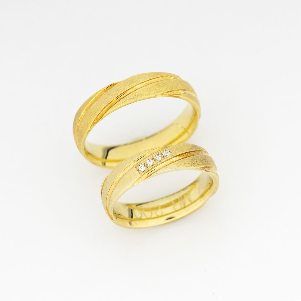 Burme od žutog zlata