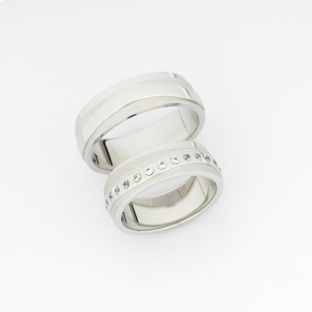 Burme od belog zlata