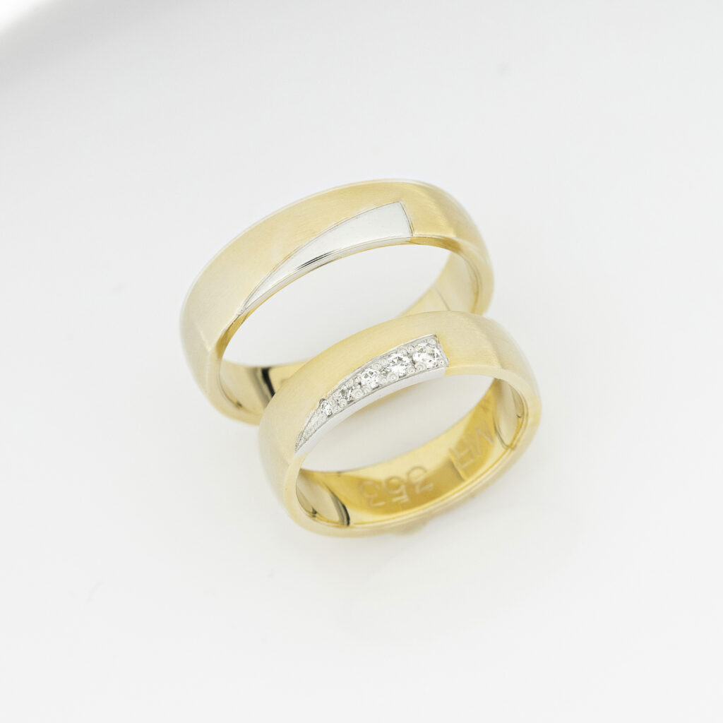 Burme žuto-belo zlato