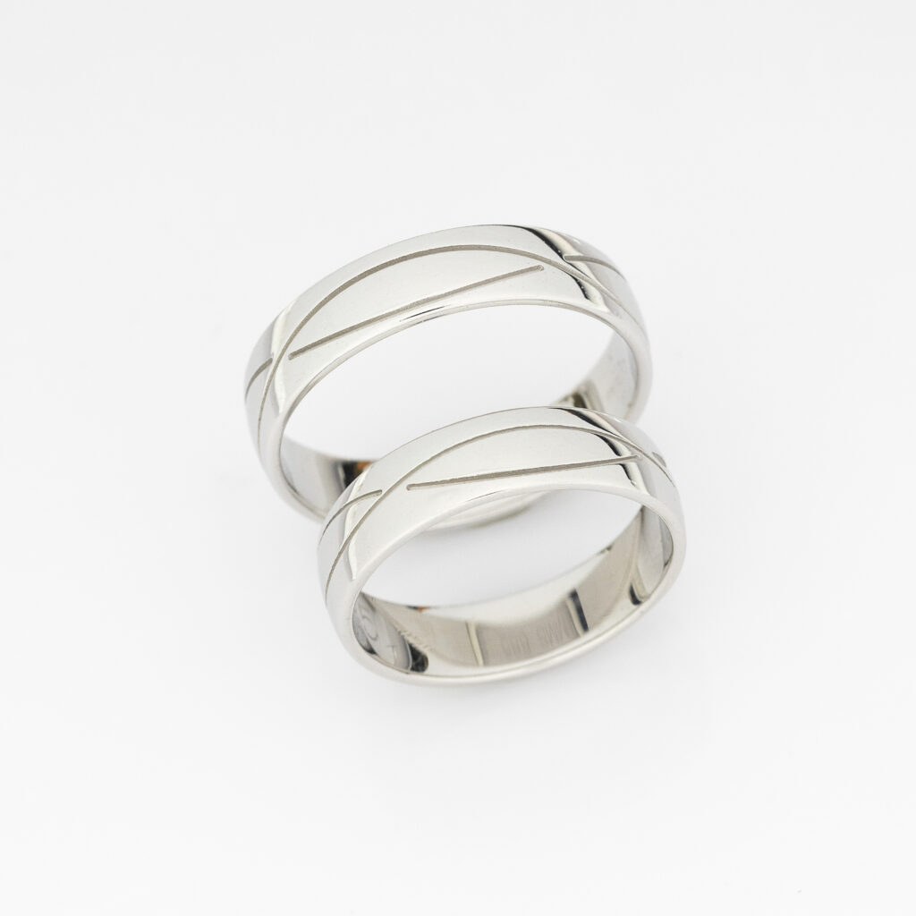 Burme od belog zlata