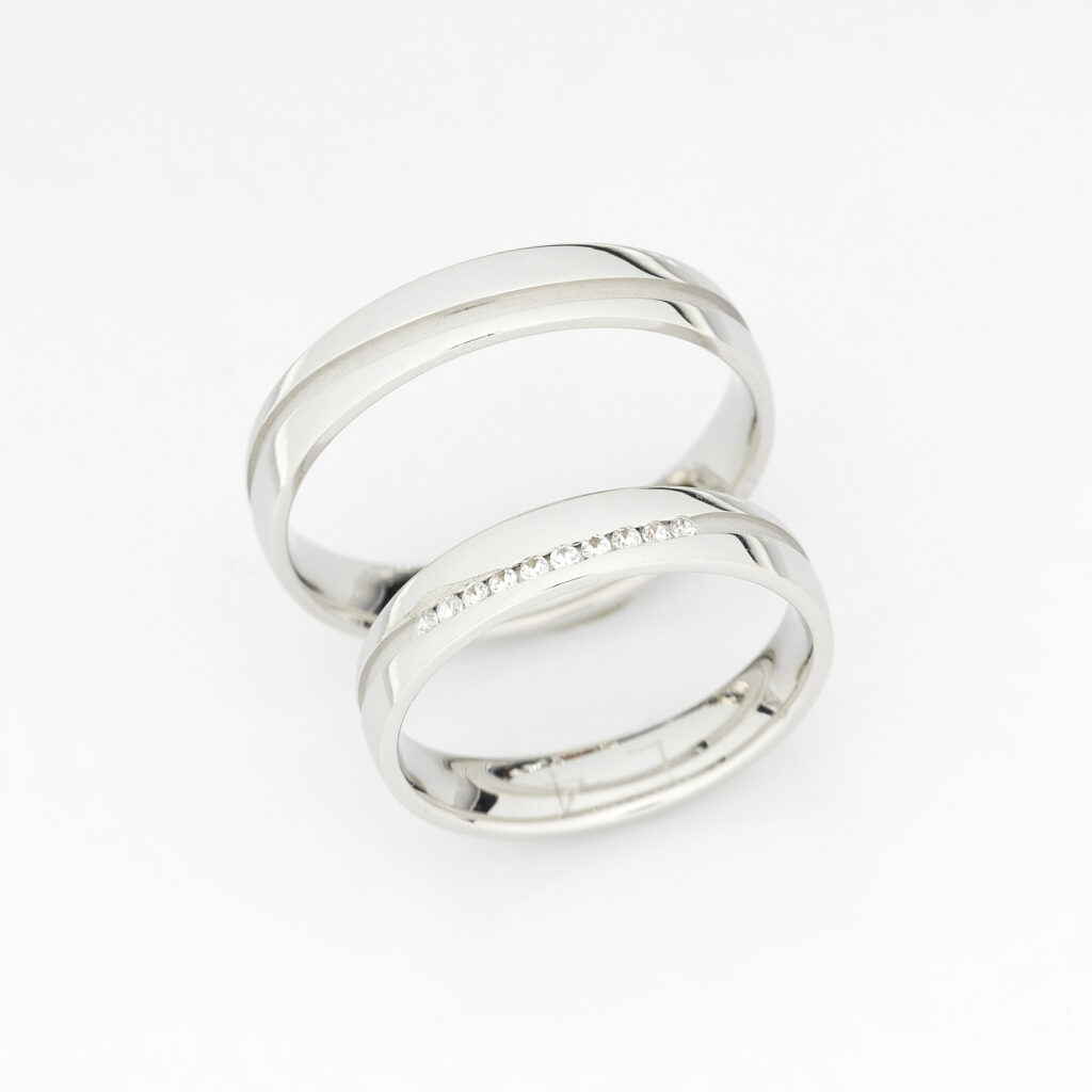 Burme od belog zlata