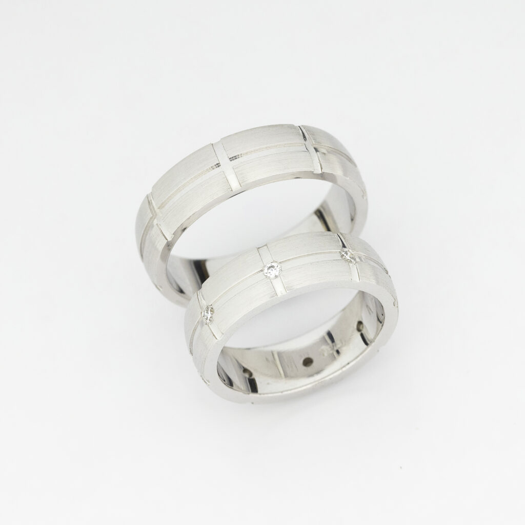 Burme od belog zlata