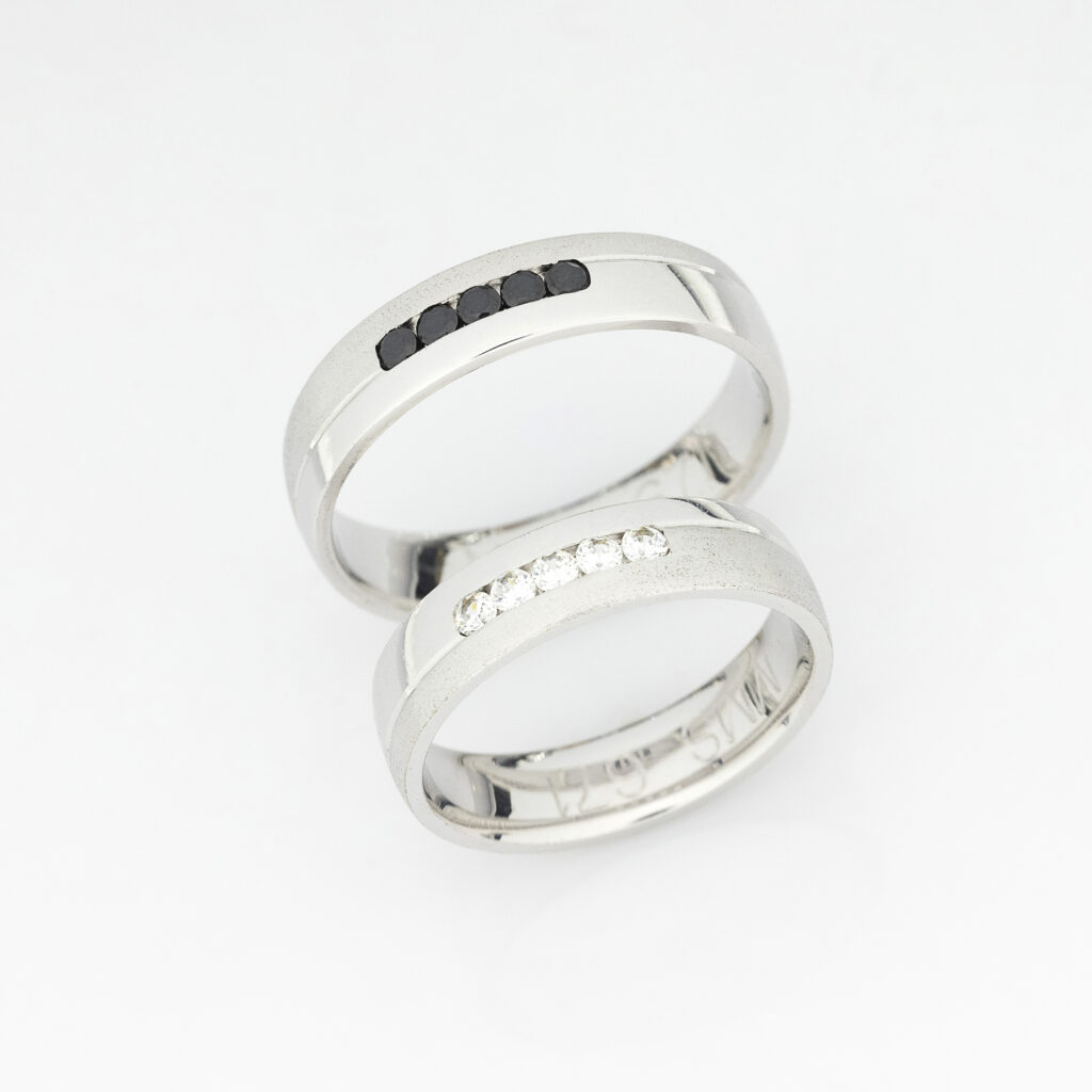 Burme od belog zlata