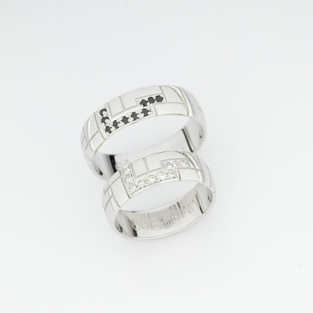 Burme od belog zlata