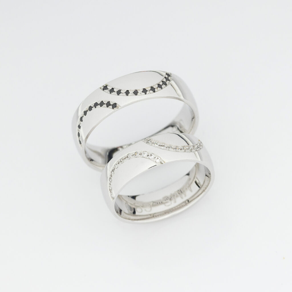 Burme od belog zlata