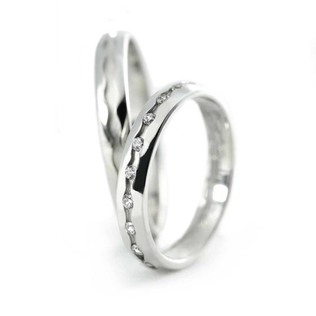 Burme od belog zlata sa dijamantima