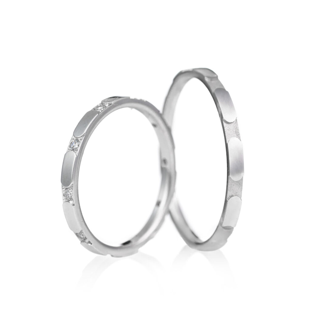 Burme od belog zlata sa dijamantima