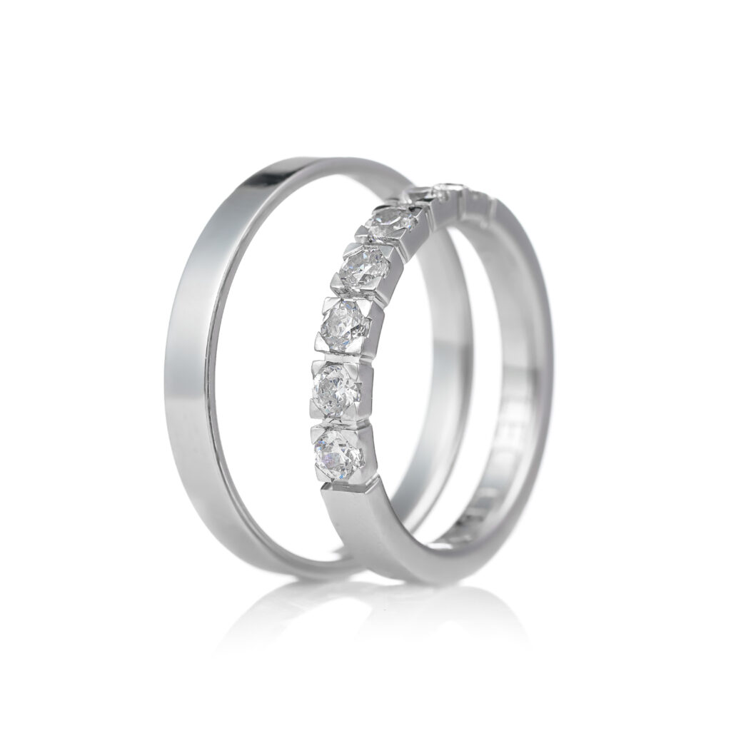 Burme od belog zlata sa dijamantima